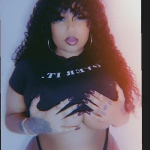 Ashley Ahmari OnlyFans photos and videos