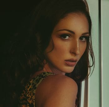 Carlotta Champagne OnlyFans photos and videos