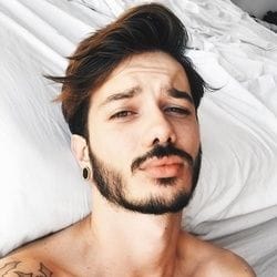 Edu Beber OnlyFans photos and videos