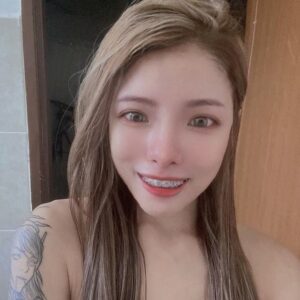 Yumi Love Doll (Free) OnlyFans photos and videos