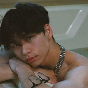 Oliver Moy OnlyFans photos and videos