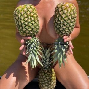 Dirty Nurse Daisy VIP OnlyFans photos and videos