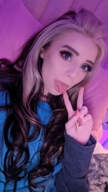 Sammy OnlyFans photos and videos