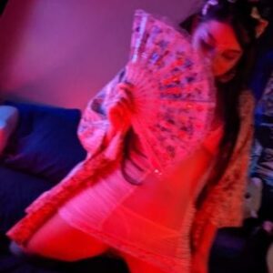 honey’suçklė OnlyFans photos and videos