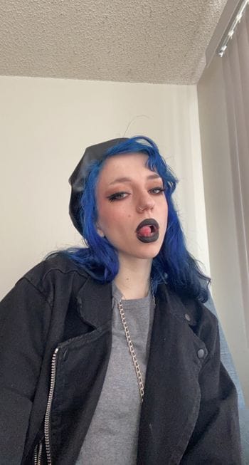 Lauren ✨ OnlyFans photos and videos