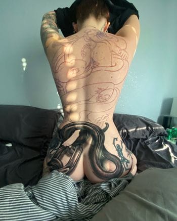 Peach OnlyFans photos and videos