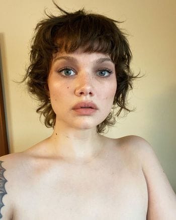 Isabel Hendrix OnlyFans photos and videos