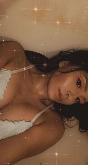 Sophie Tia Thomas OnlyFans photos and videos