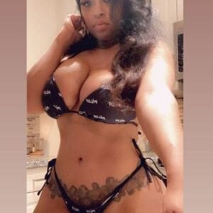 Starlaricca OnlyFans photos and videos