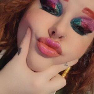 Sweet Red OnlyFans photos and videos