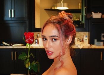 Peyton OnlyFans photos and videos