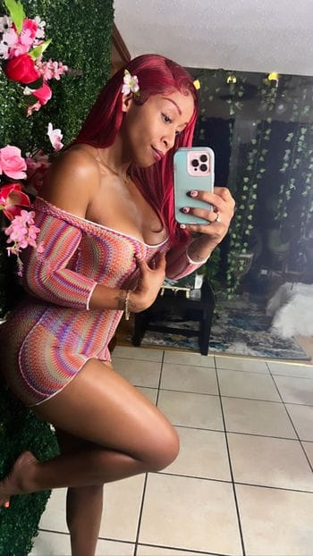 Redhotgurl4life OnlyFans photos and videos